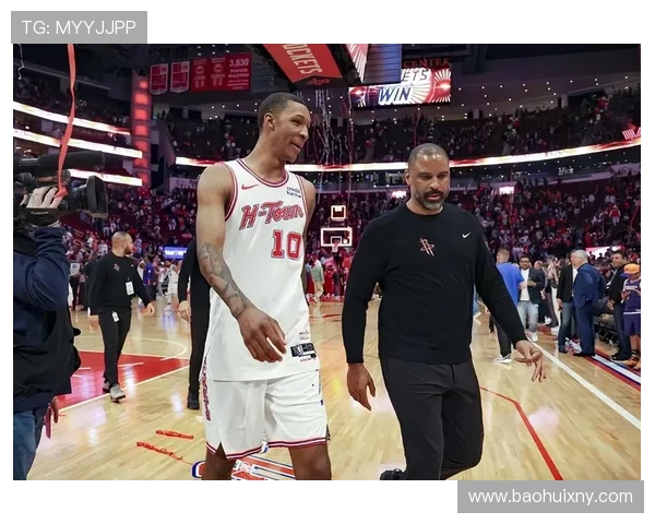 火箭惜败勇士球员表现点评